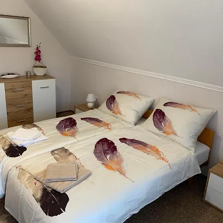 Apartament Erika Apartmanhaz