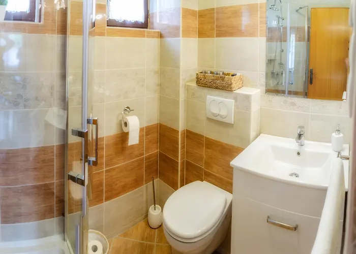 Erika Apartmanhaz * Dombóvár